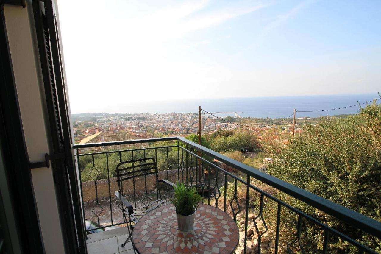 Villa Kiparissia Castle&Sea view Kyparissia Esterno foto