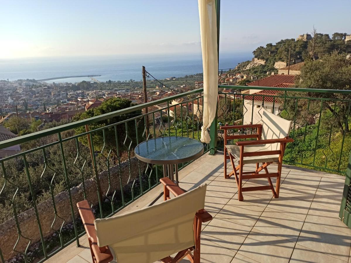 Villa Kiparissia Castle&Sea view Kyparissia Esterno foto
