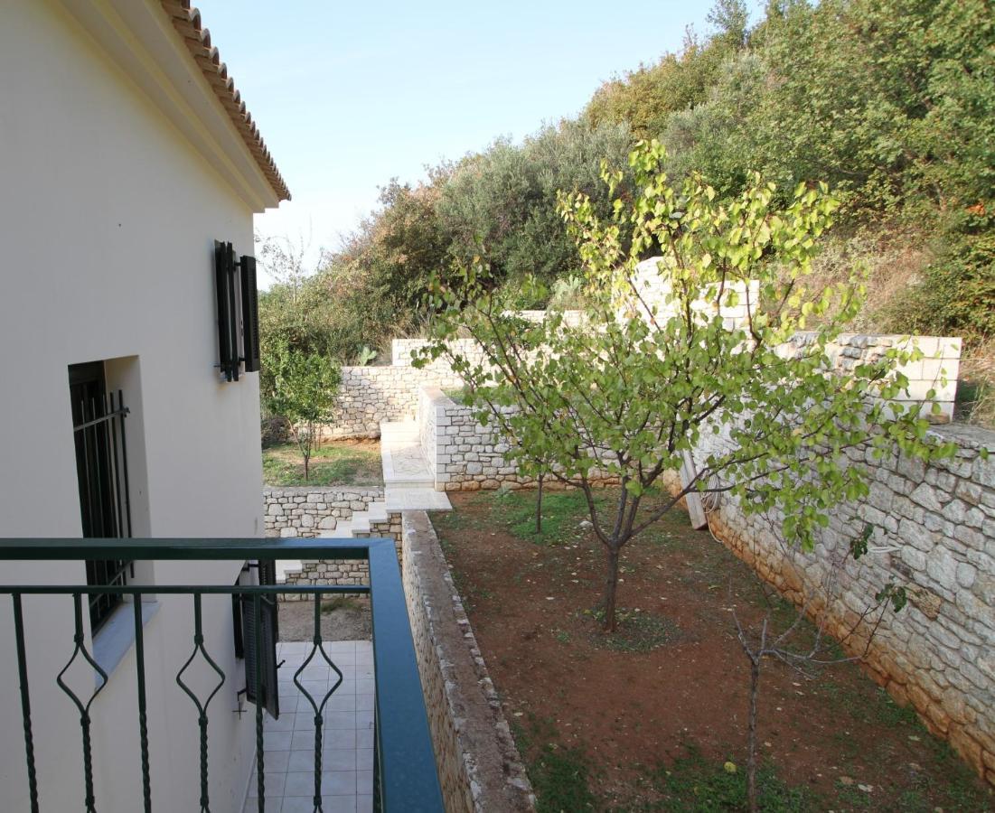 Villa Kiparissia Castle&Sea view Kyparissia Esterno foto