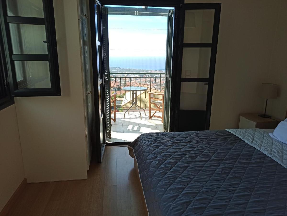 Villa Kiparissia Castle&Sea view Kyparissia Esterno foto