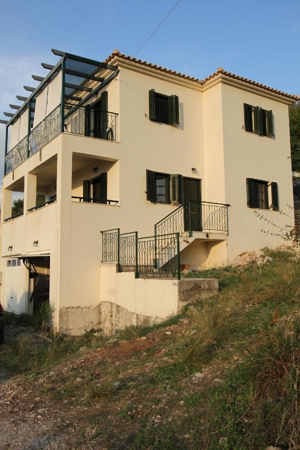 Villa Kiparissia Castle&Sea view Kyparissia Esterno foto